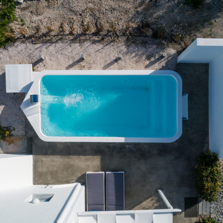 My Bozer Twin Villas In Oia Foinikia of Santorini island