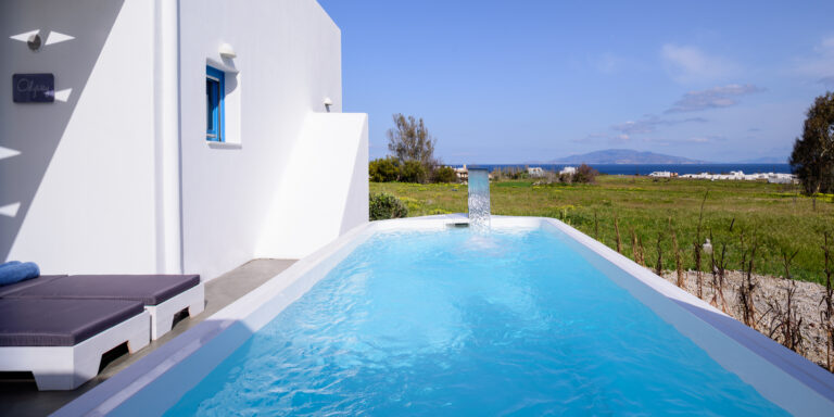 My Bozer Twin Villas In Oia Foinikia of Santorini island